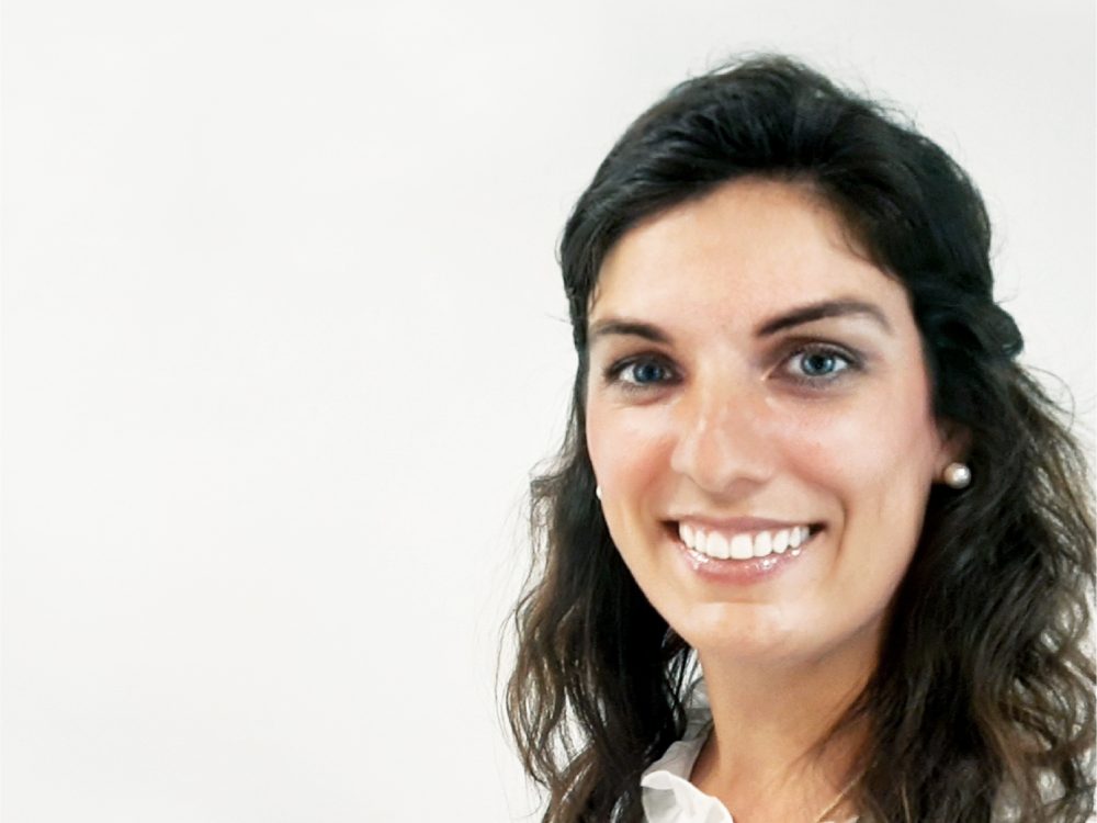 Header™ com Nova Business Manager